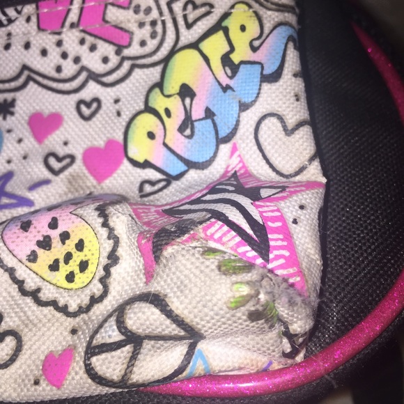 Patterned Backpack - Picture 4 of 6